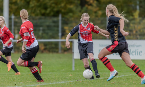 EKC pakt eerste punten